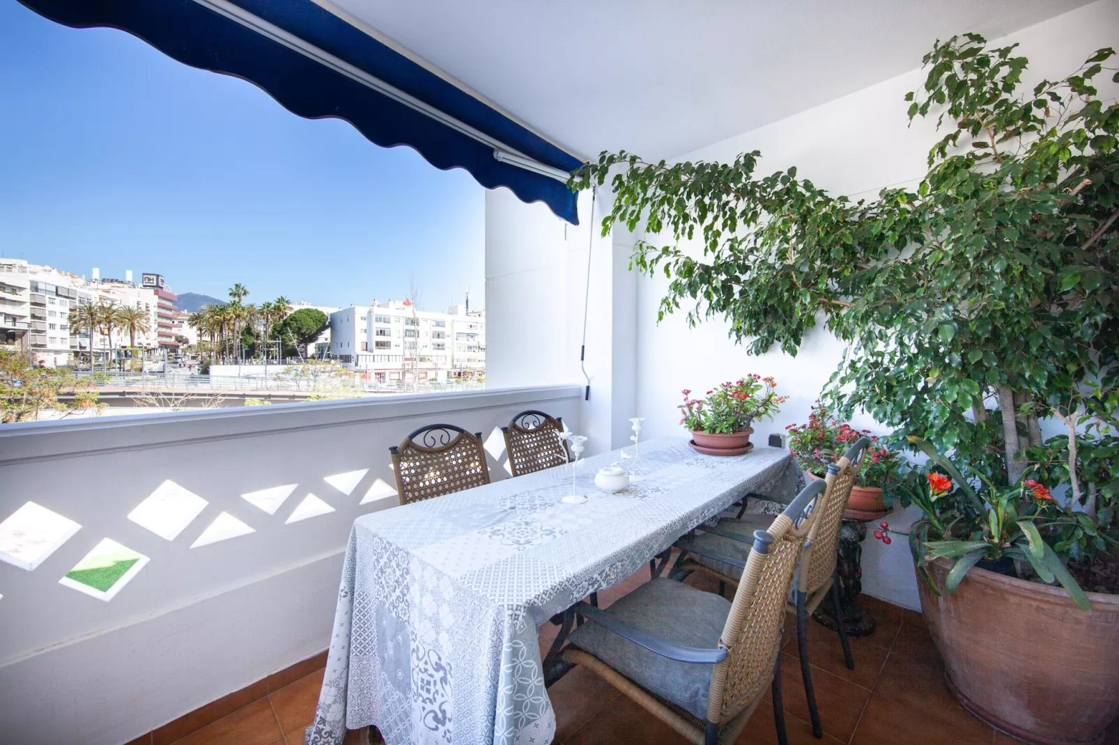 San Pedro del Mar-Terras