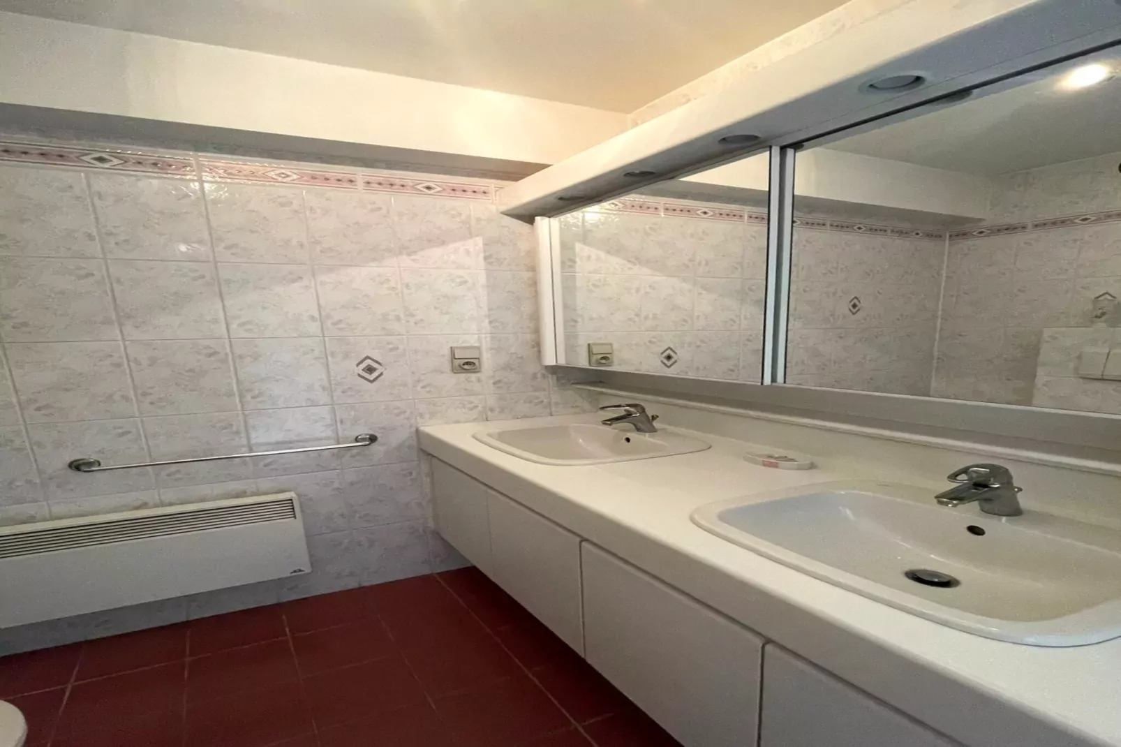 EPERNAY 10702/ 7A-Badkamer