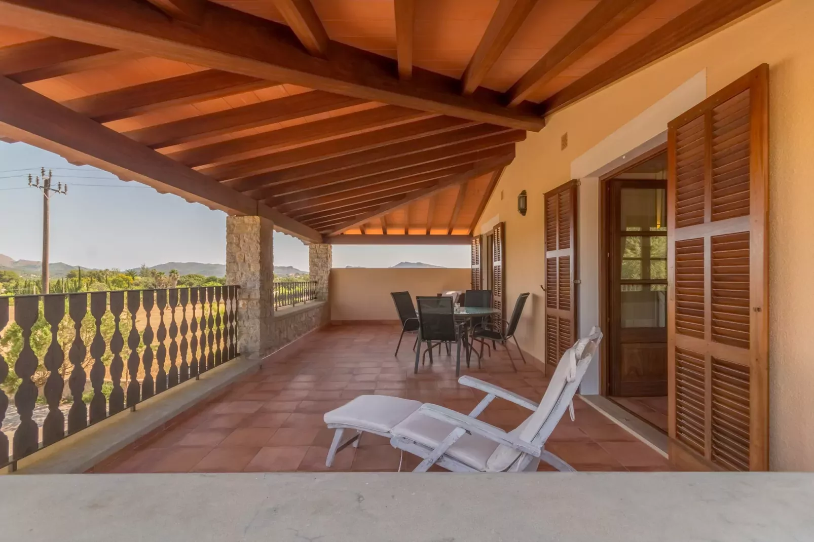 Buitre negro, Finca 5StarsHome Mallorca-Terras