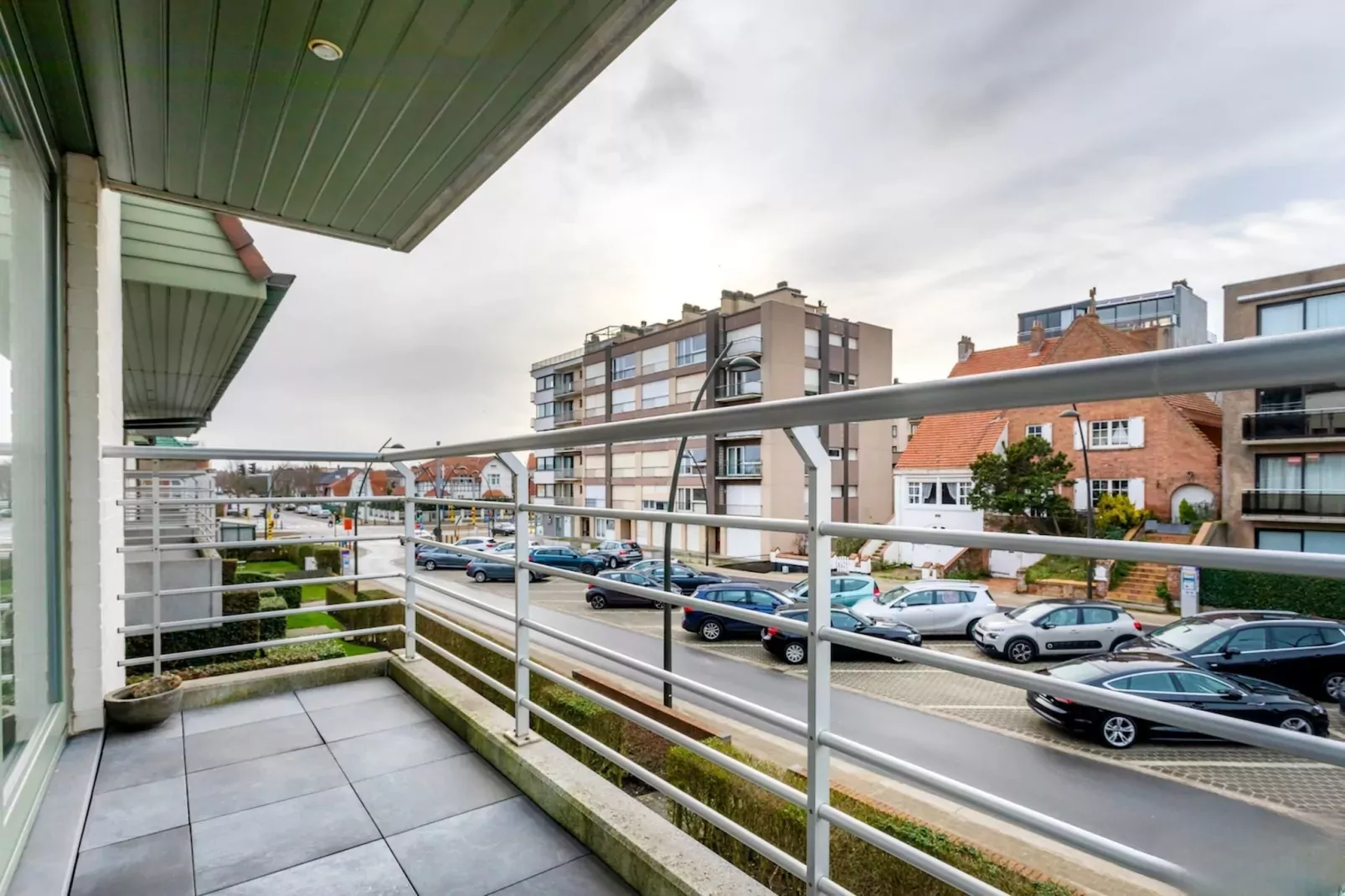 Amena 0101 + garage 14-Terrasbalkon