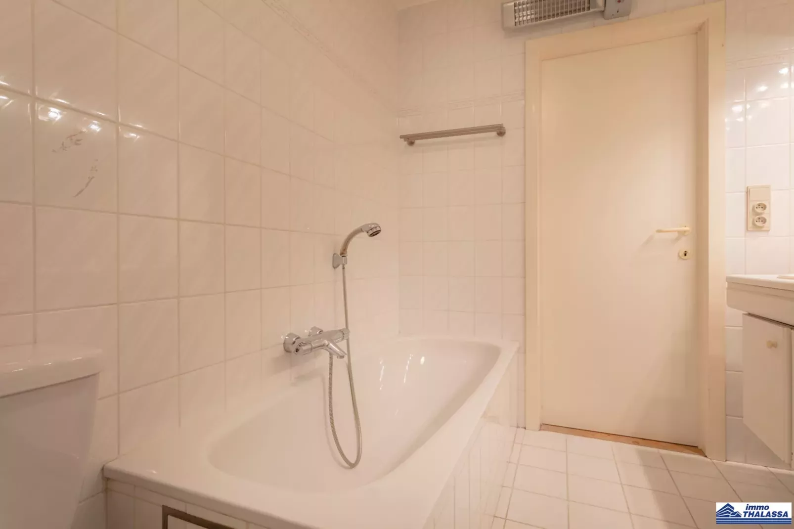 Quo Vadis 0501 + garage 83-Badkamer