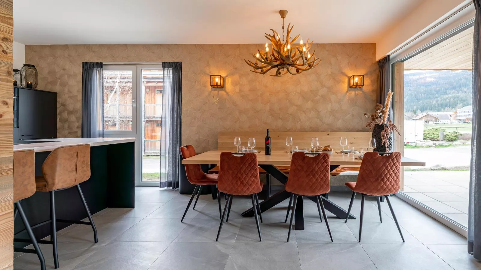 Bergzicht 2A-Eetkamer