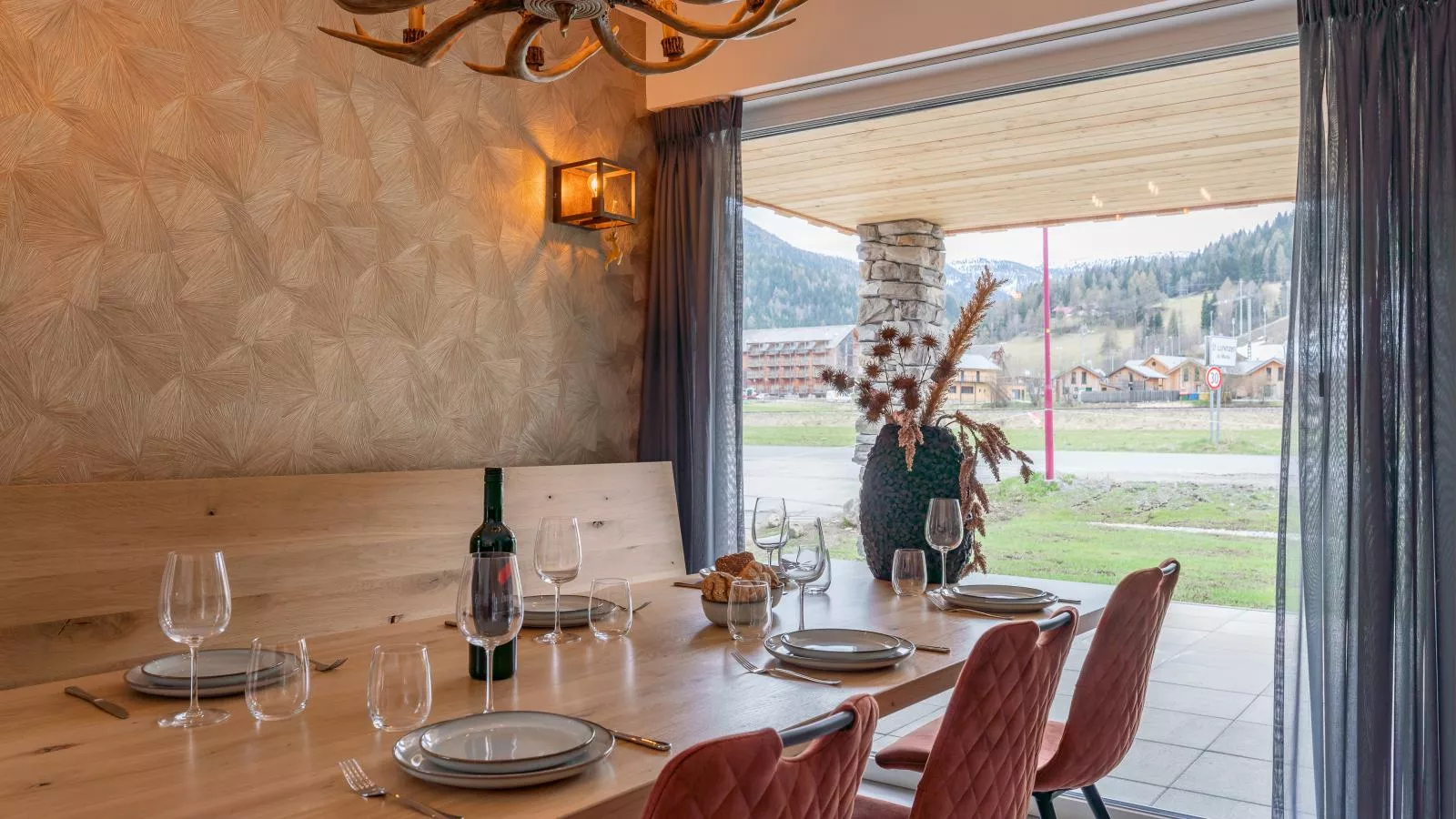 Bergzicht 2A-Eetkamer