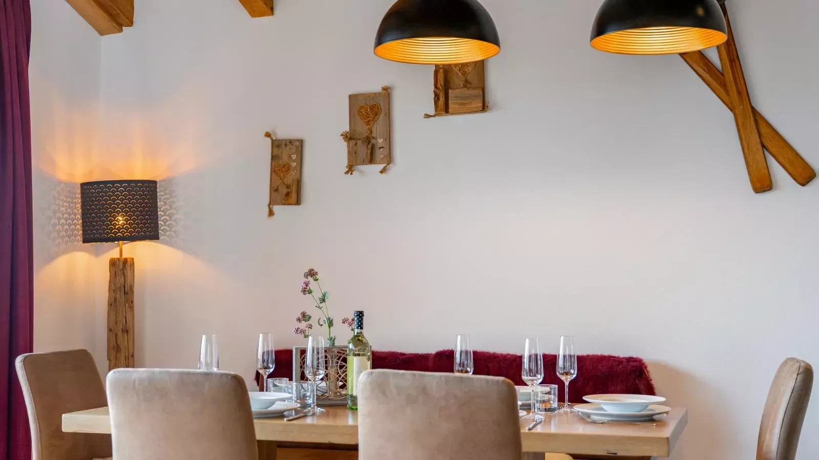 Tauern Suites Mitterwirt TOP 321-Eetkamer