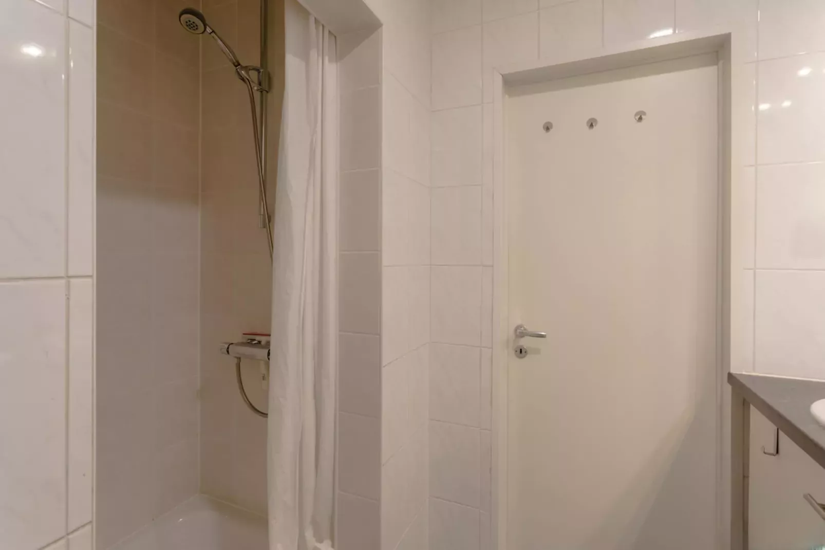 Opale 0001-Badkamer