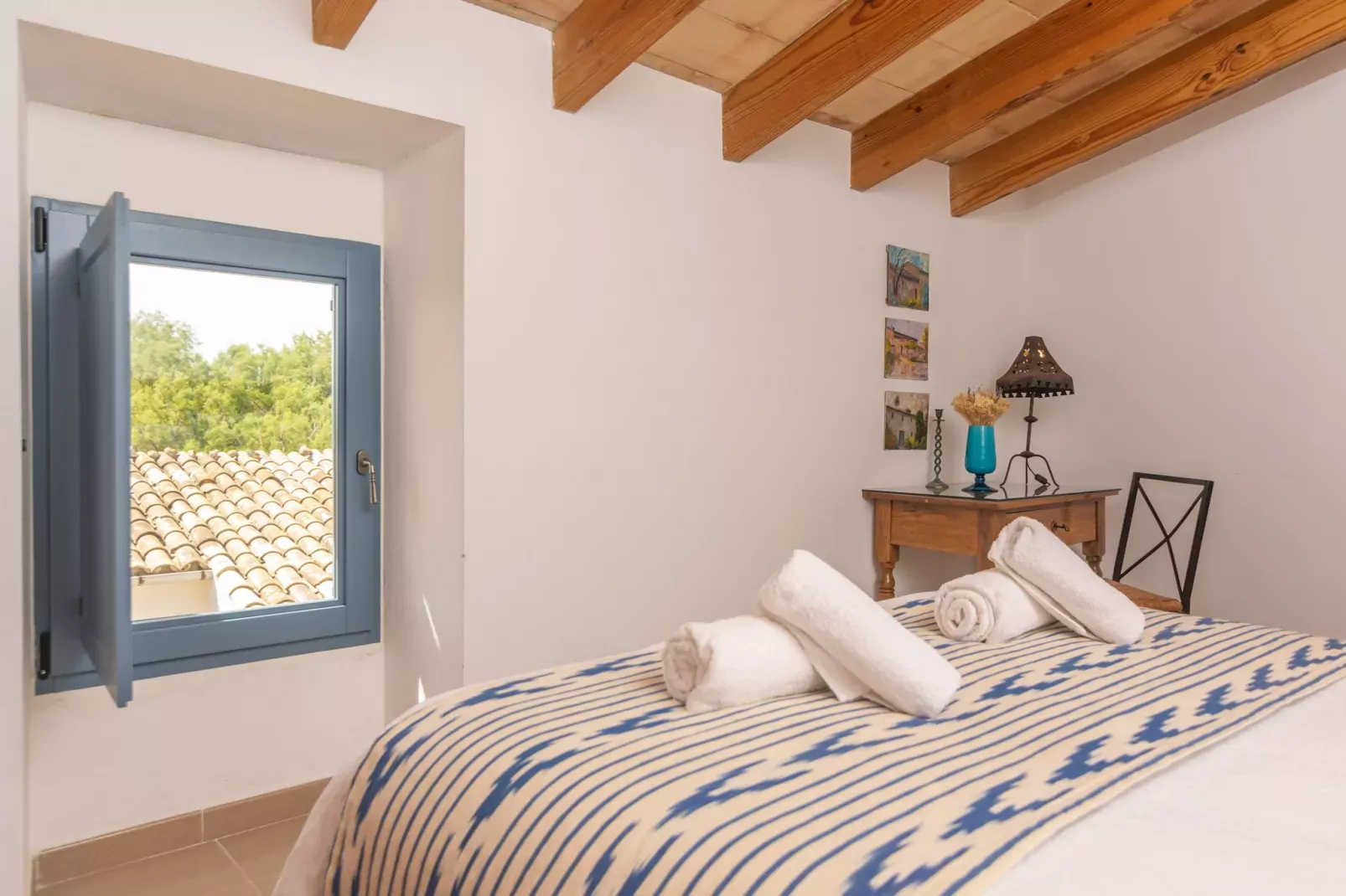 Can Cuarassa-Image-tags.