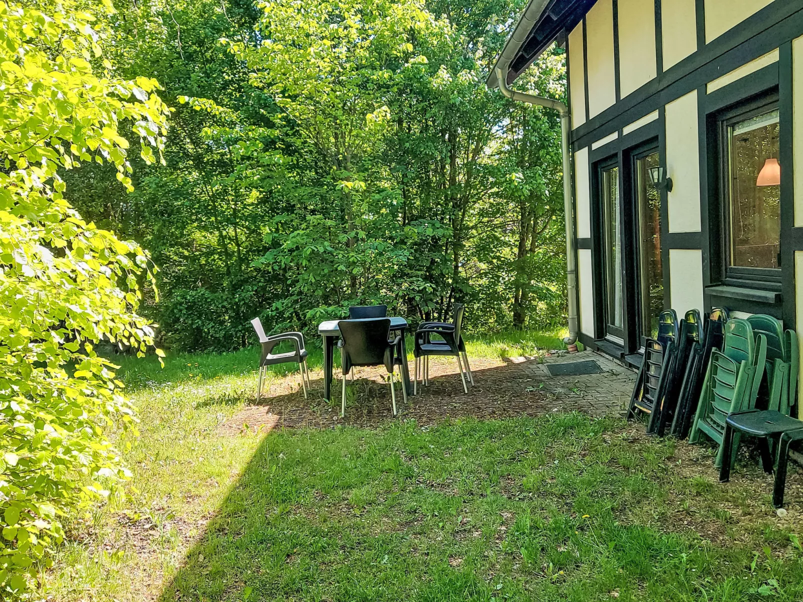 Sternberg 225/227 Ganzes Haus-Buiten
