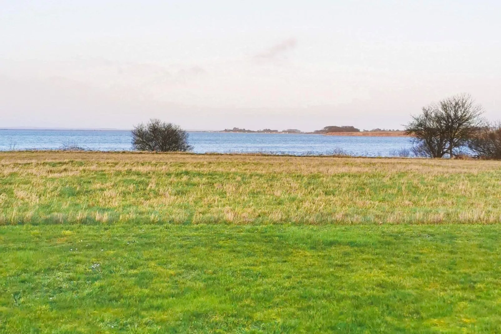 Panoramisch toevluchtsoord in Borgnaes -- By Traum Ferienwohnungen-Waterzicht