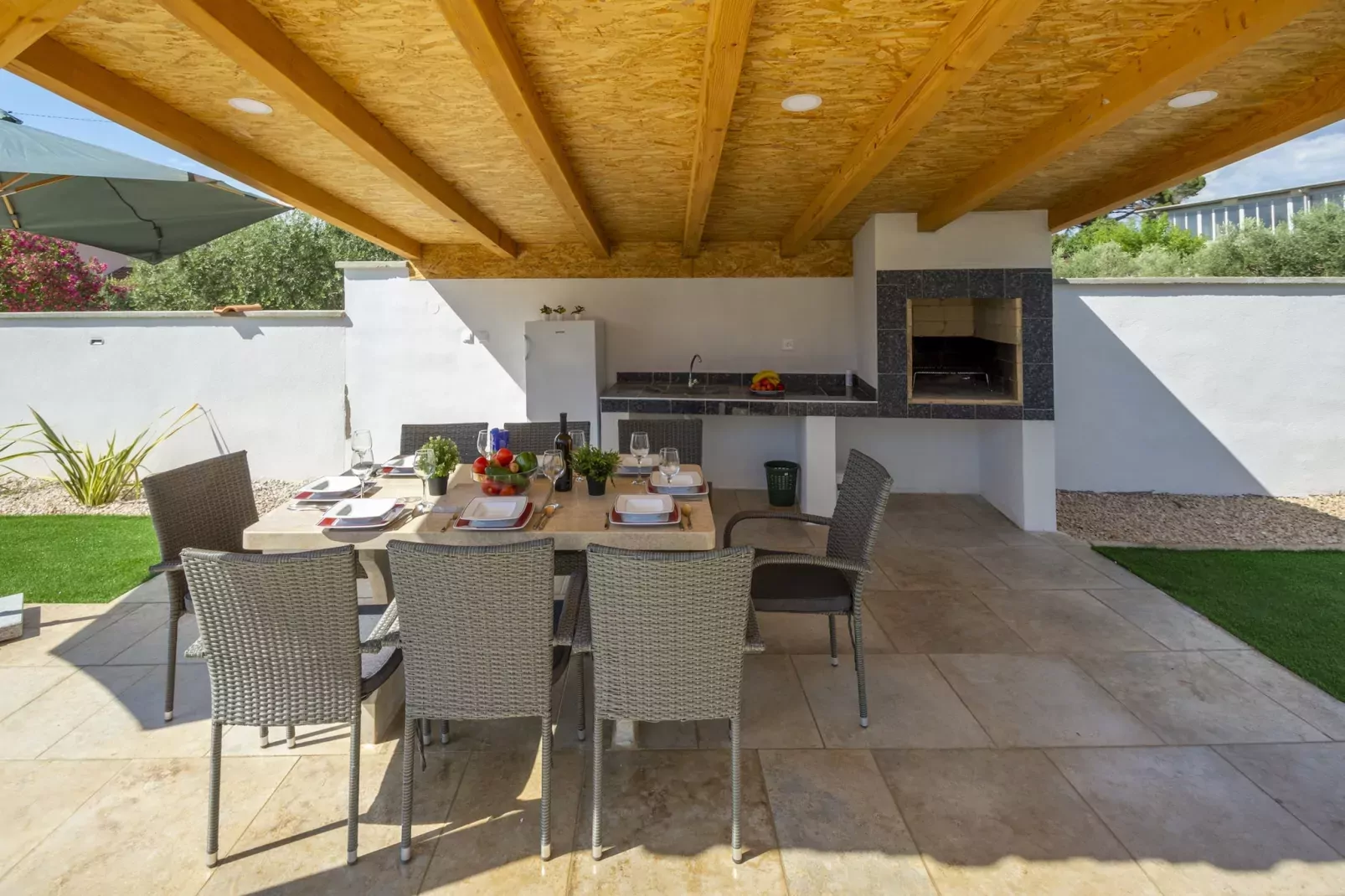 Villa Susanne with Private Pool-Terras