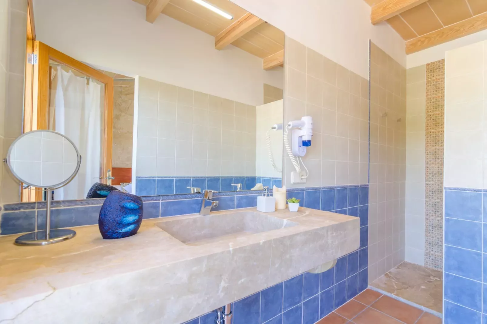 Finca Son Colom-Badkamer