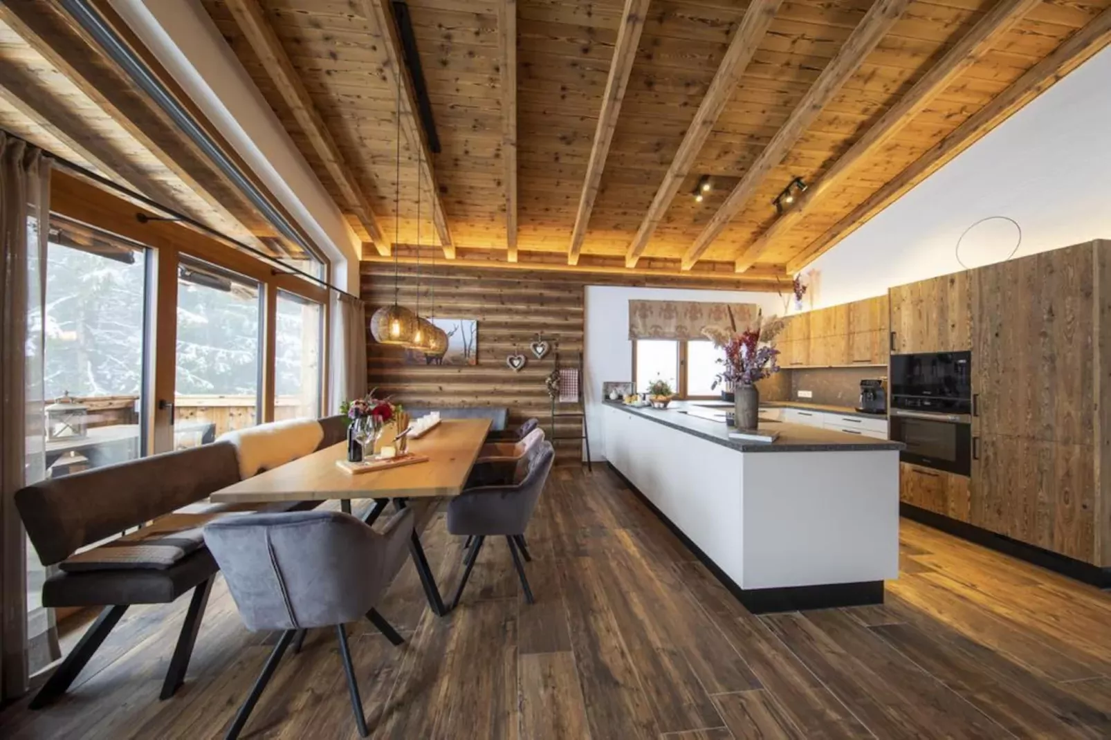 Nationalpark Chalet Schneespitze-Eetkamer