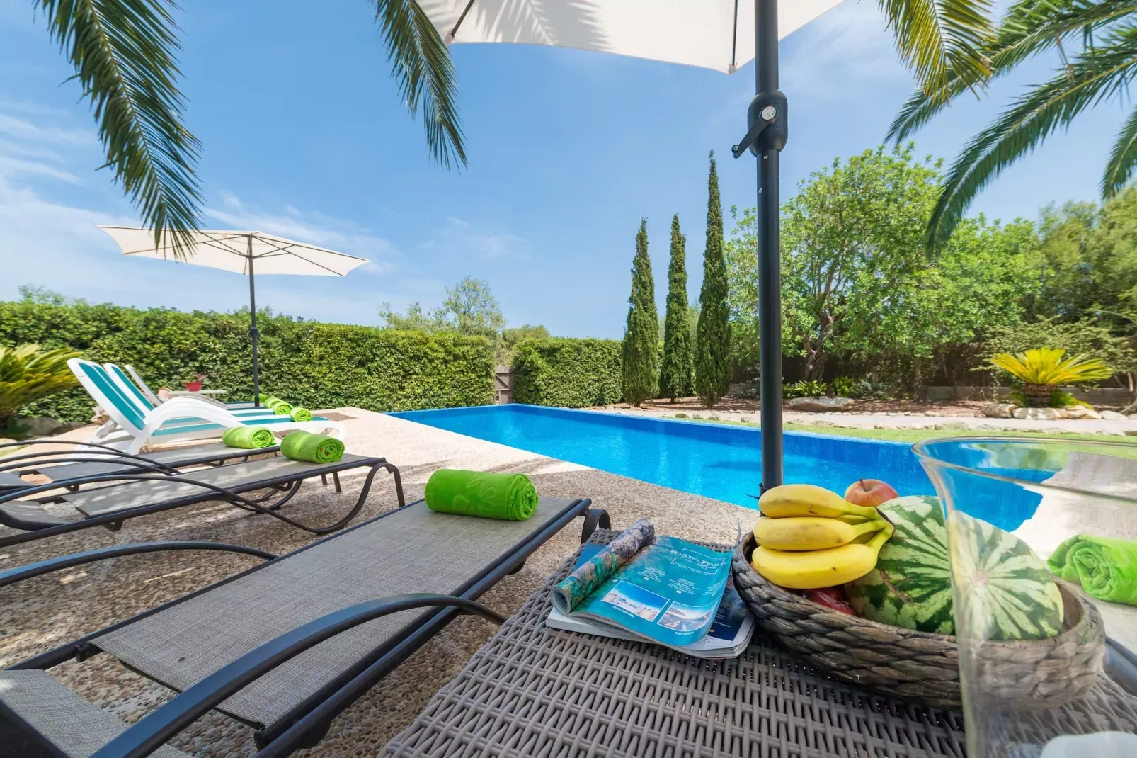 Casa Angela - Buitenkant zomer