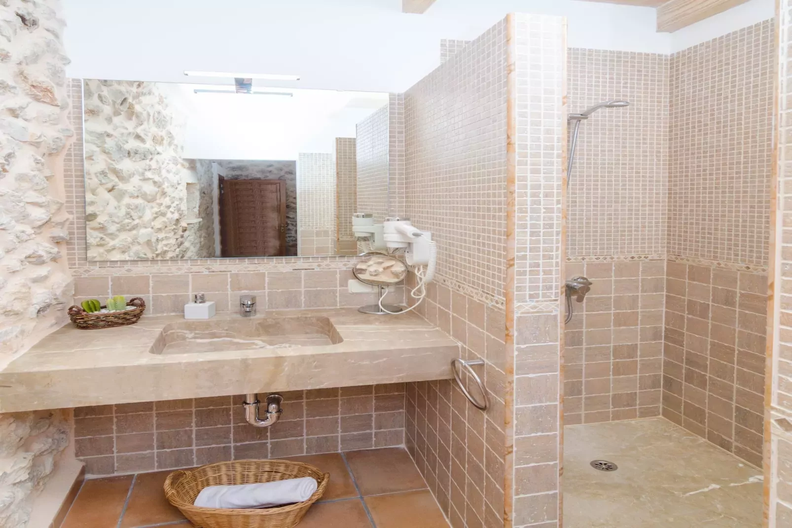 Finca Son Colom-Badkamer