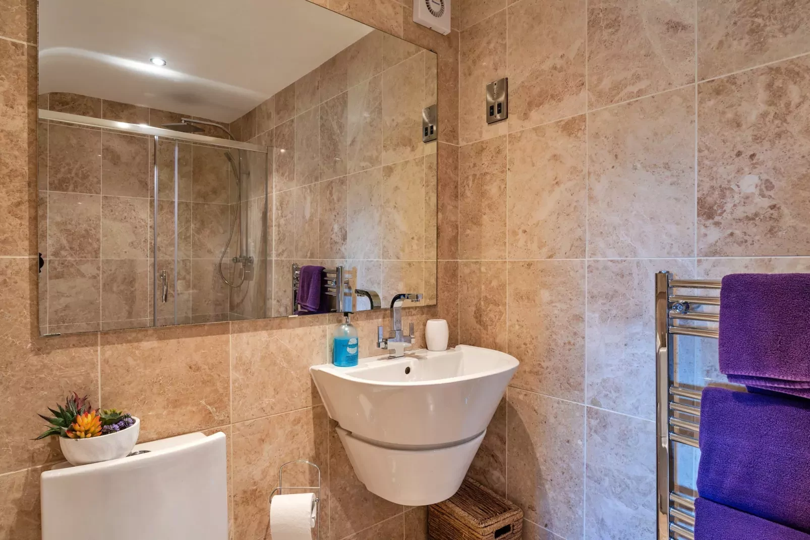 Stone Bow Farmhouse-Badkamer