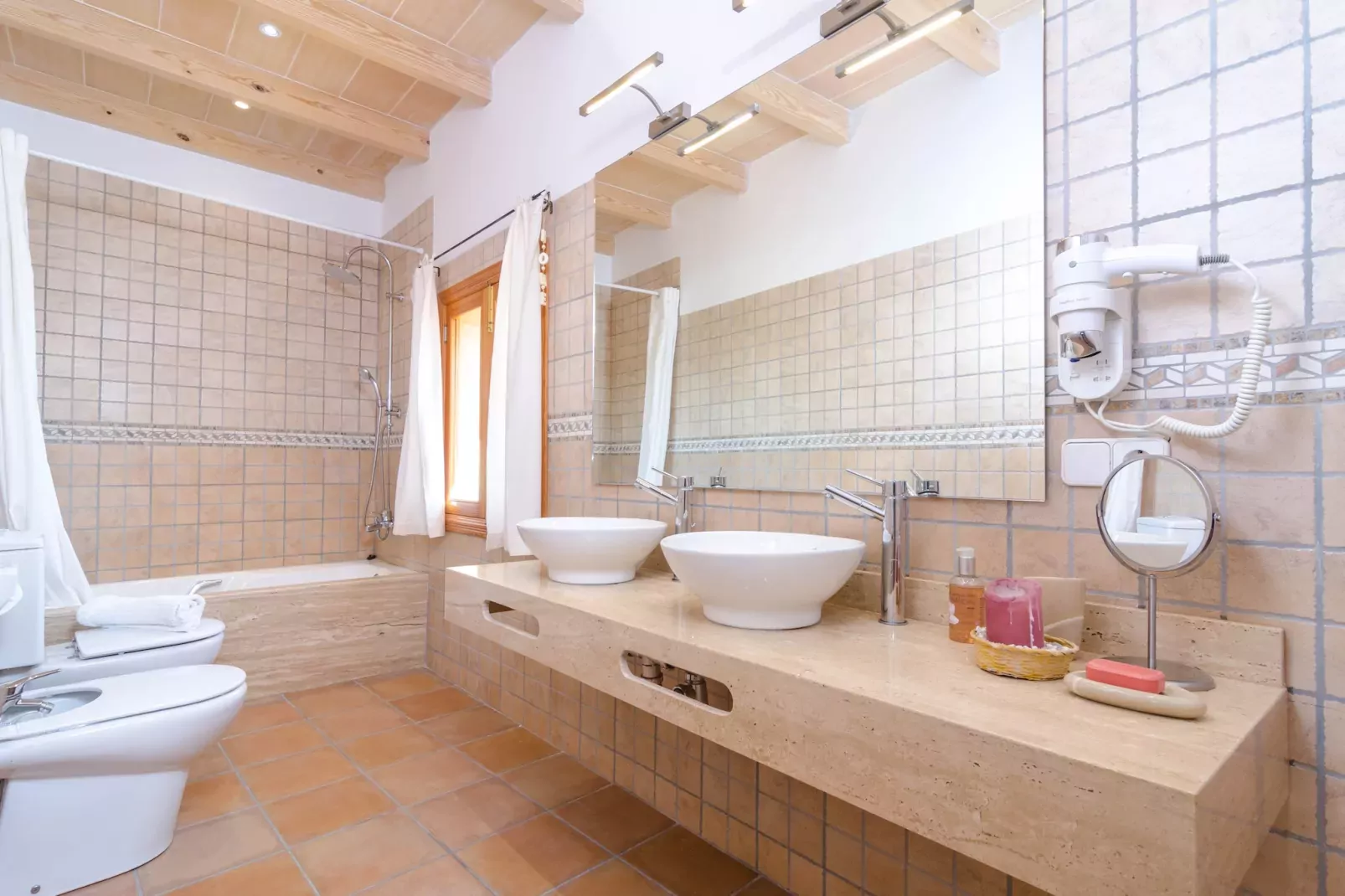 Finca Son Colom-Badkamer
