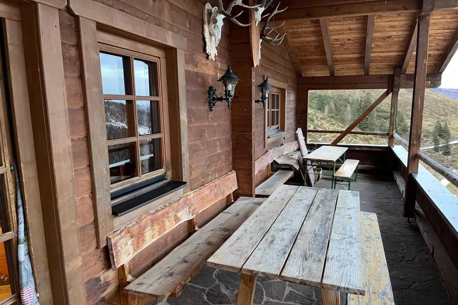 Edelweisshütte-Terrasbalkon