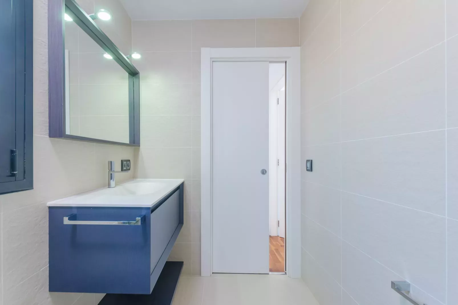 La Primera-Badkamer