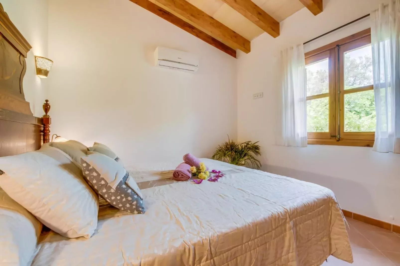 Ses Comes-Slaapkamer
