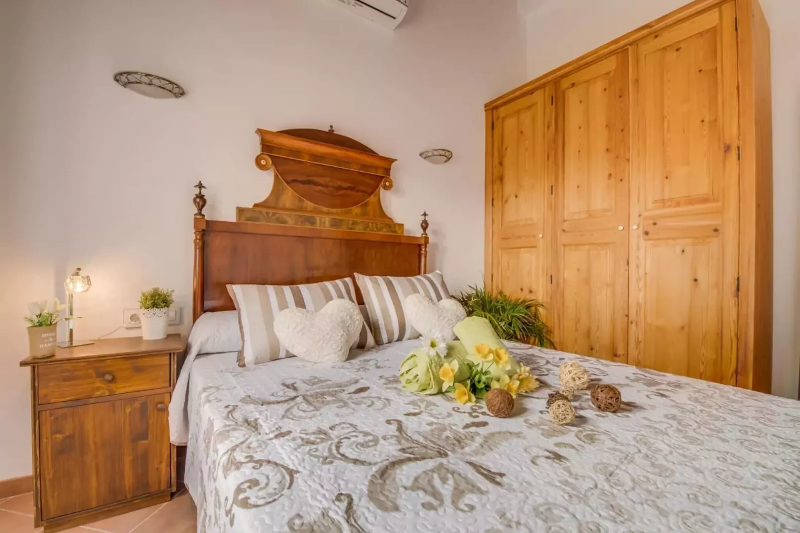 Ses Comes-Slaapkamer