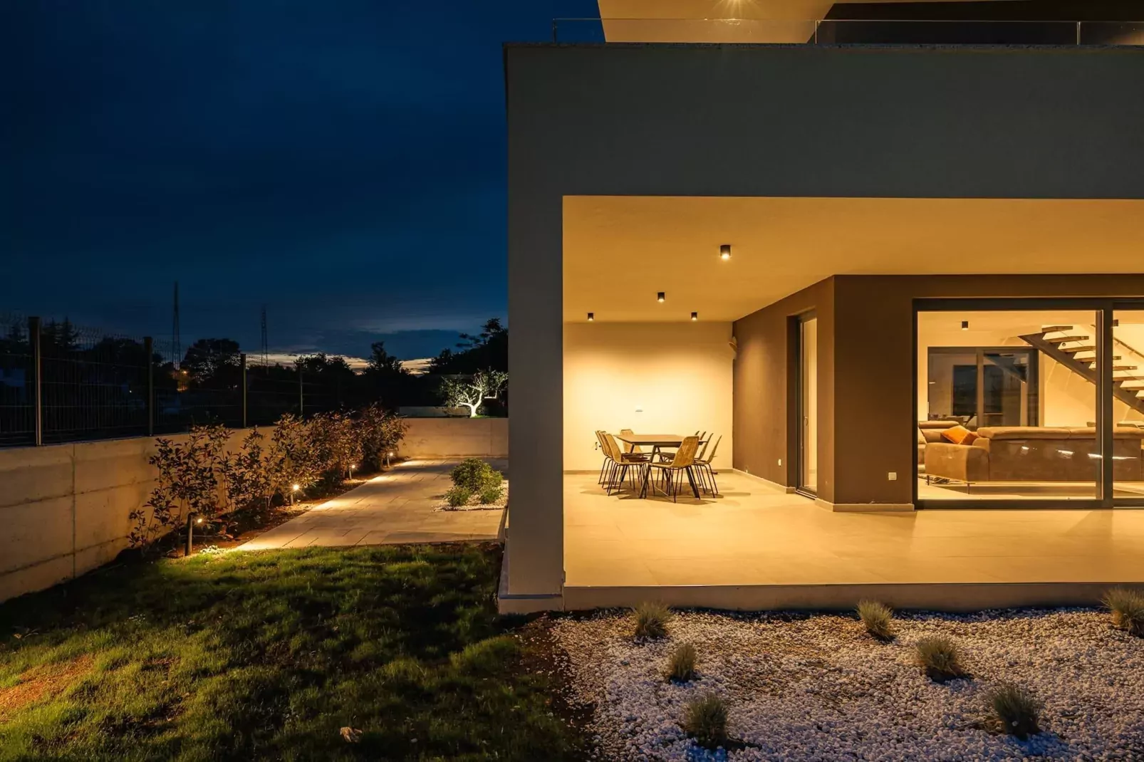 Villa de la Vie with Heated Swimming Pool-Terras