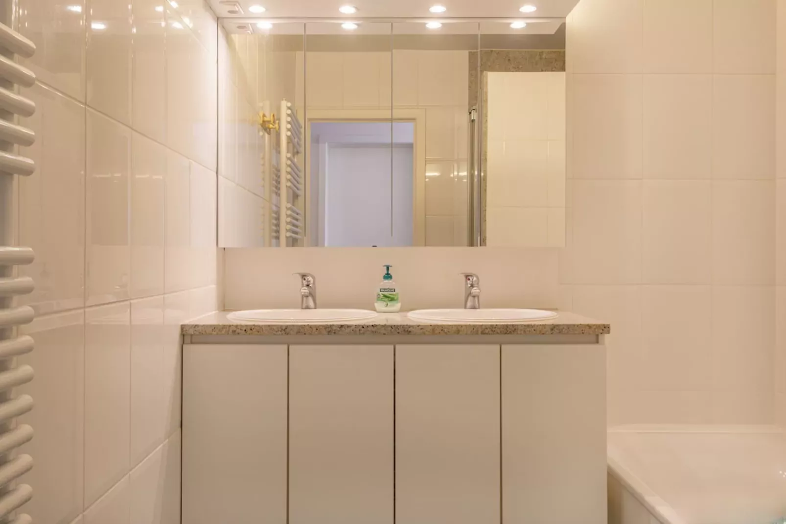 Molenhof 0102-Badkamer