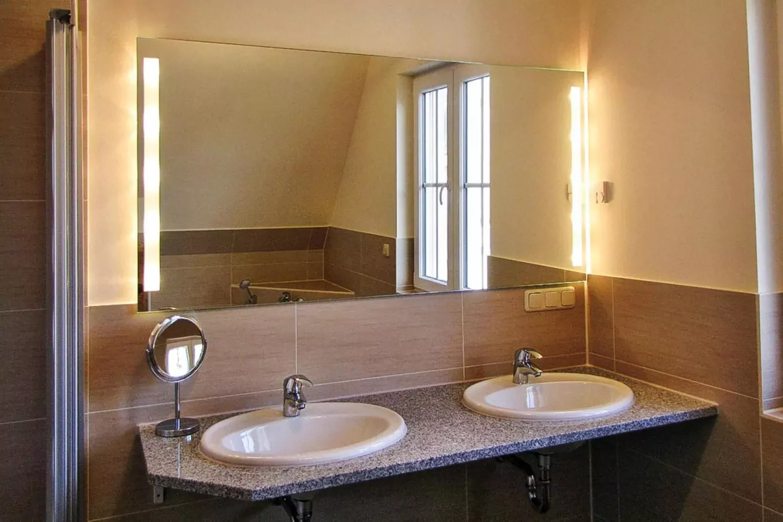 Ostseeresort Dampland-Reihenhaus Normalpreis-Badkamer