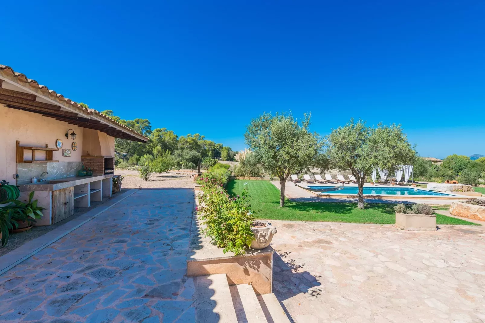 Finca Son Colom-Tuinen zomer