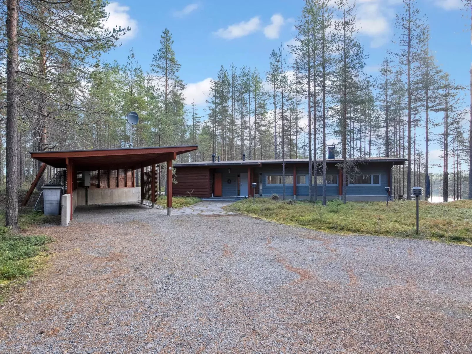 Koukunmaja-Buiten