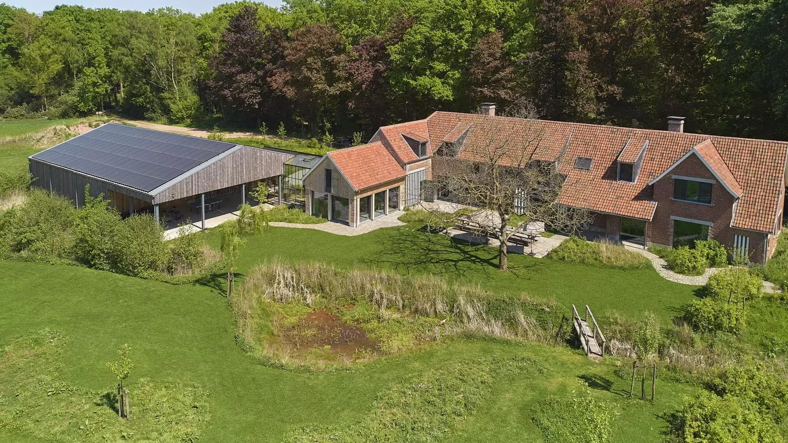 Villa Lactea-Buitenkant zomer