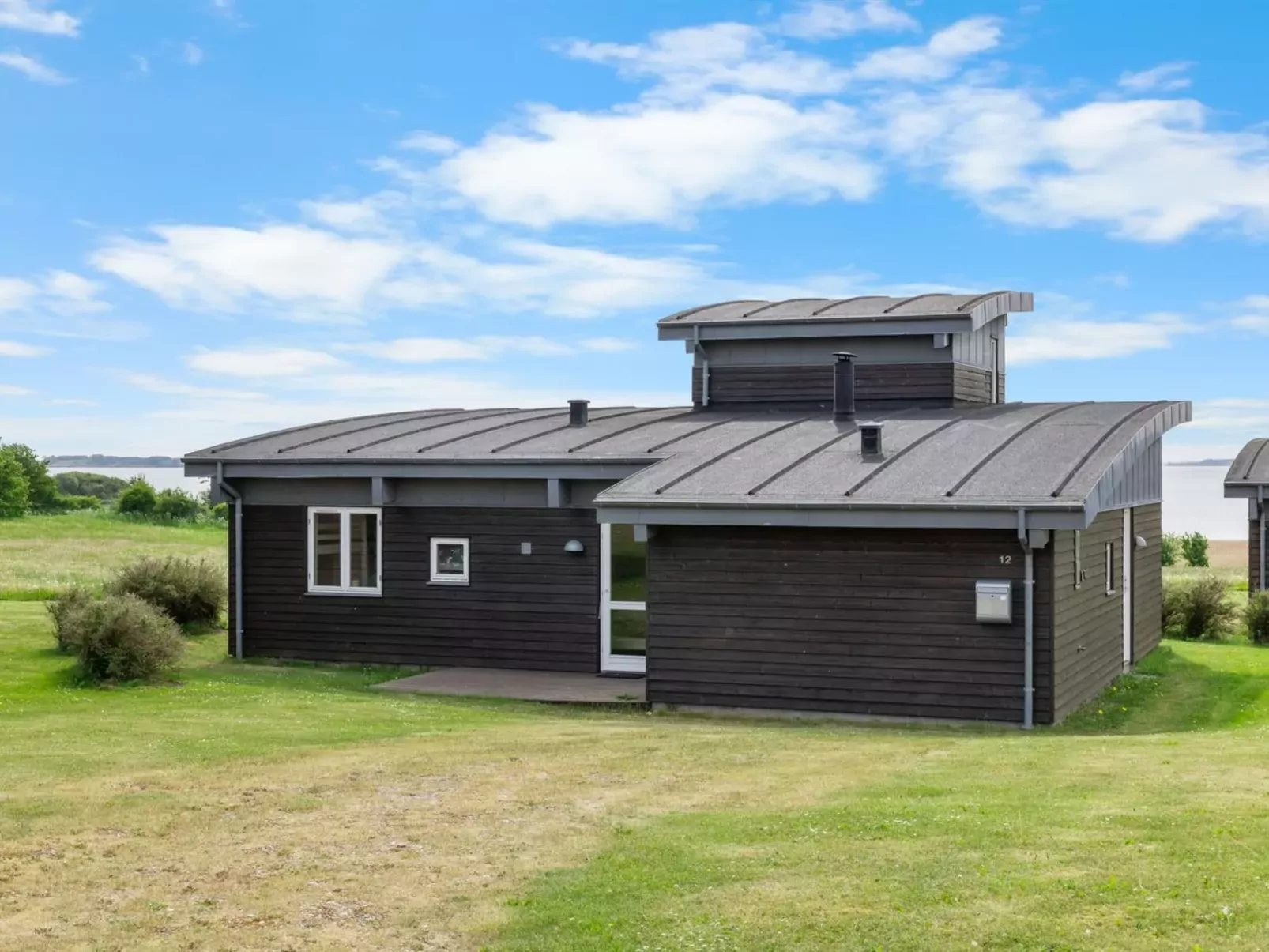 "Krum" - 300m from the sea-Buiten