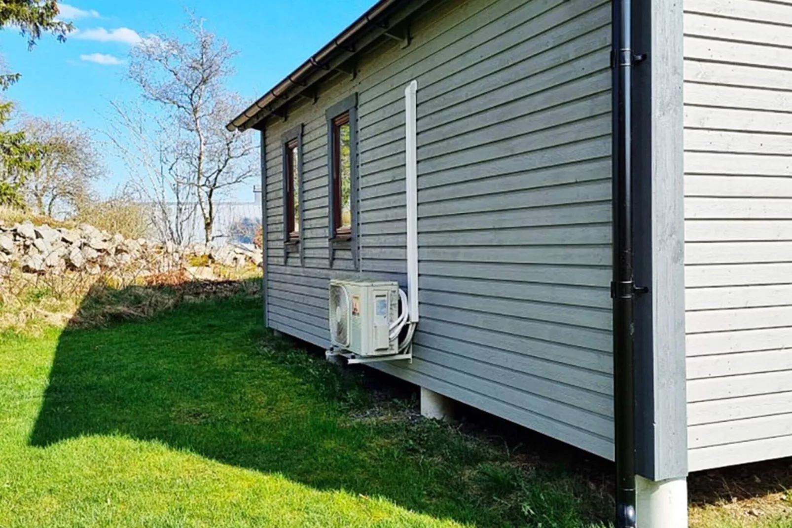 Romantisch vakantiehuis in Vitaby met terras-Buitenlucht