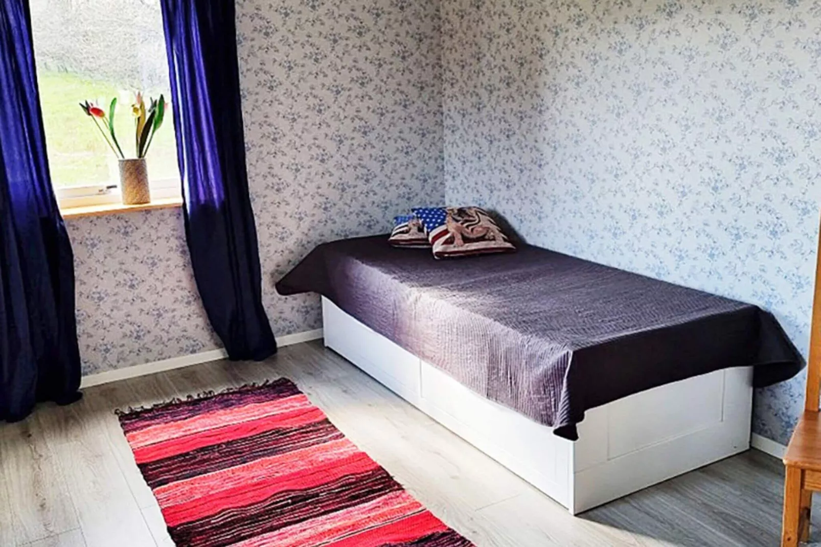 Romantisch vakantiehuis in Vitaby met terras-Binnen