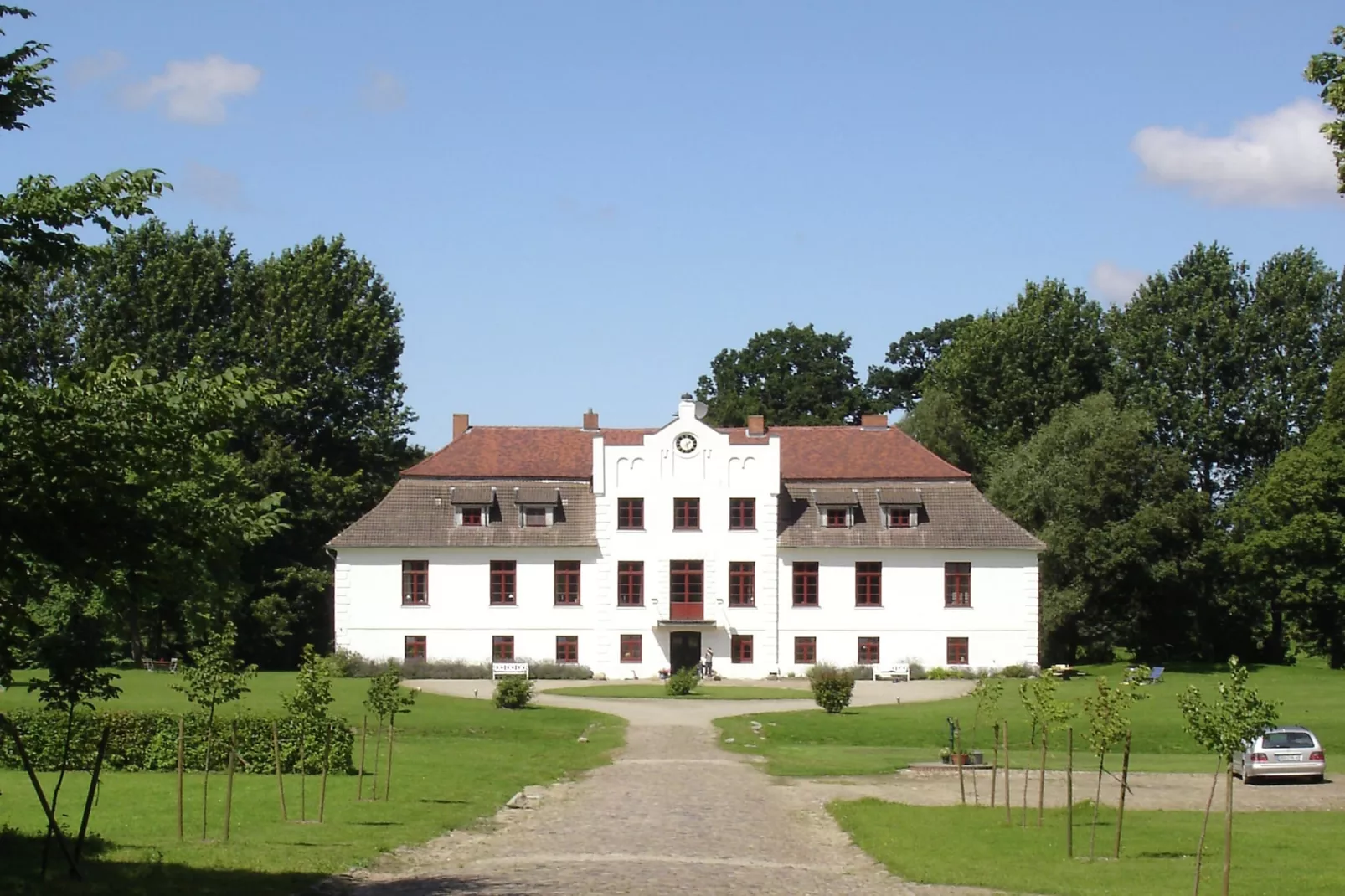 Alte Küche Gerdshagen-Buitenkant zomer