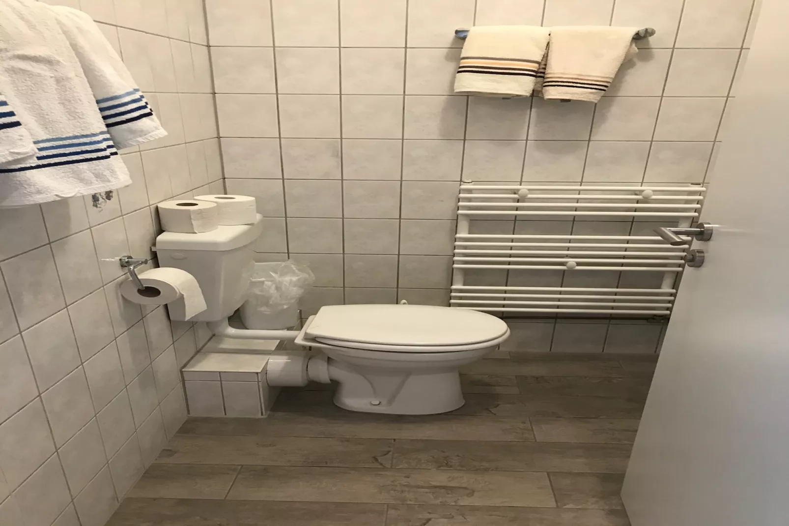 Ferienwohnung Gisela-Badkamer