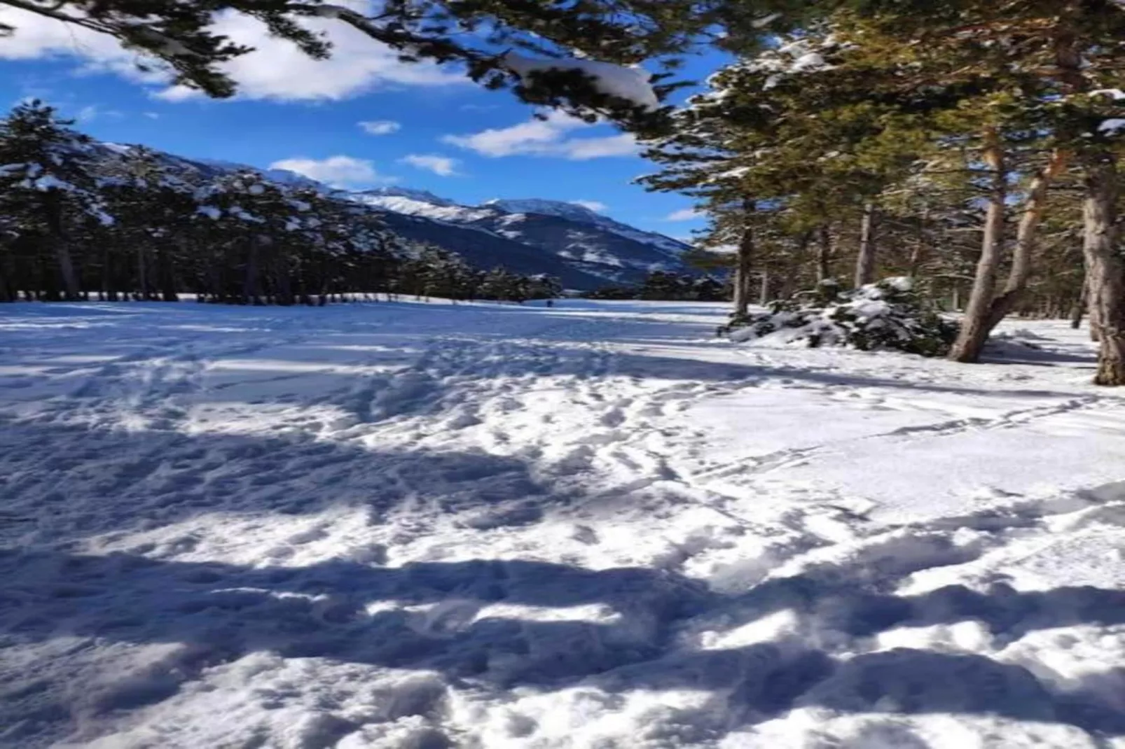 Le Village de Praroustan 1-Gebied winter 5km