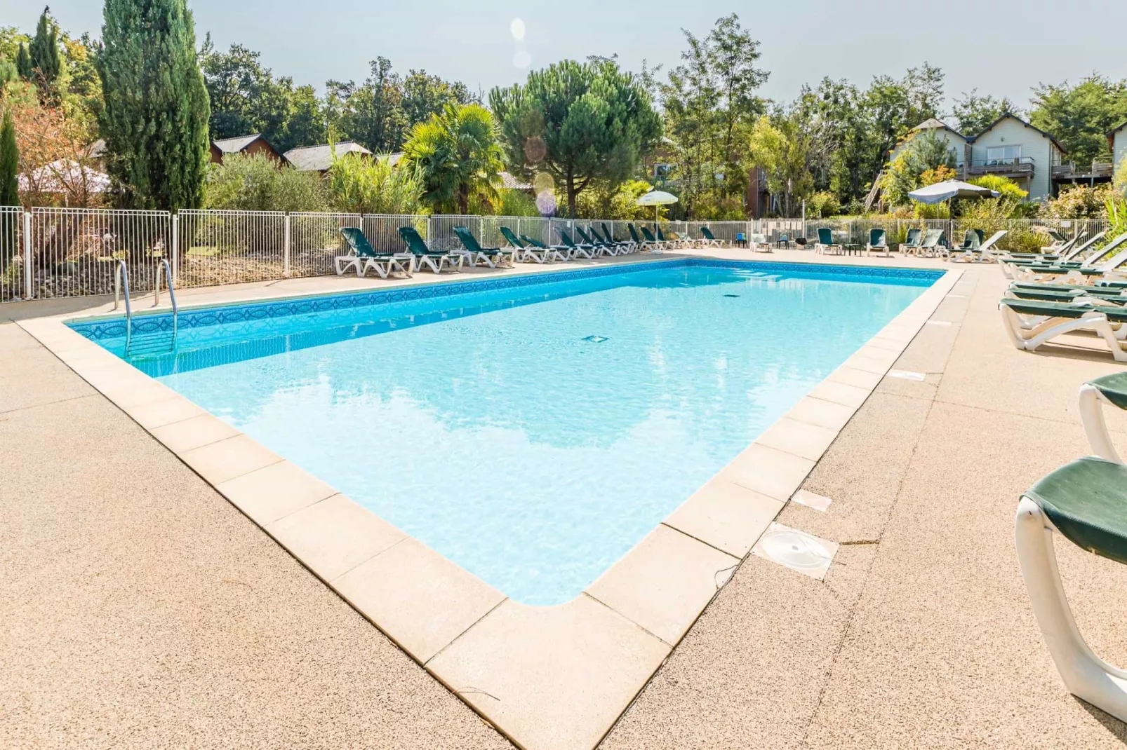 Relais du Plessis 2-Zwembad