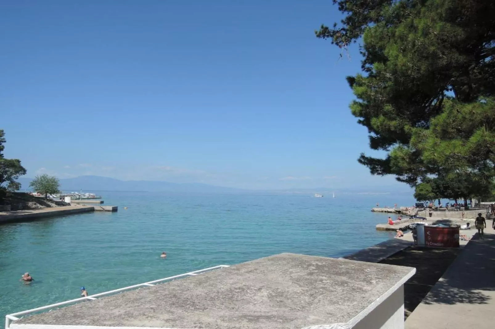 Apartment Hrzic Andre-Gebieden zomer 1km