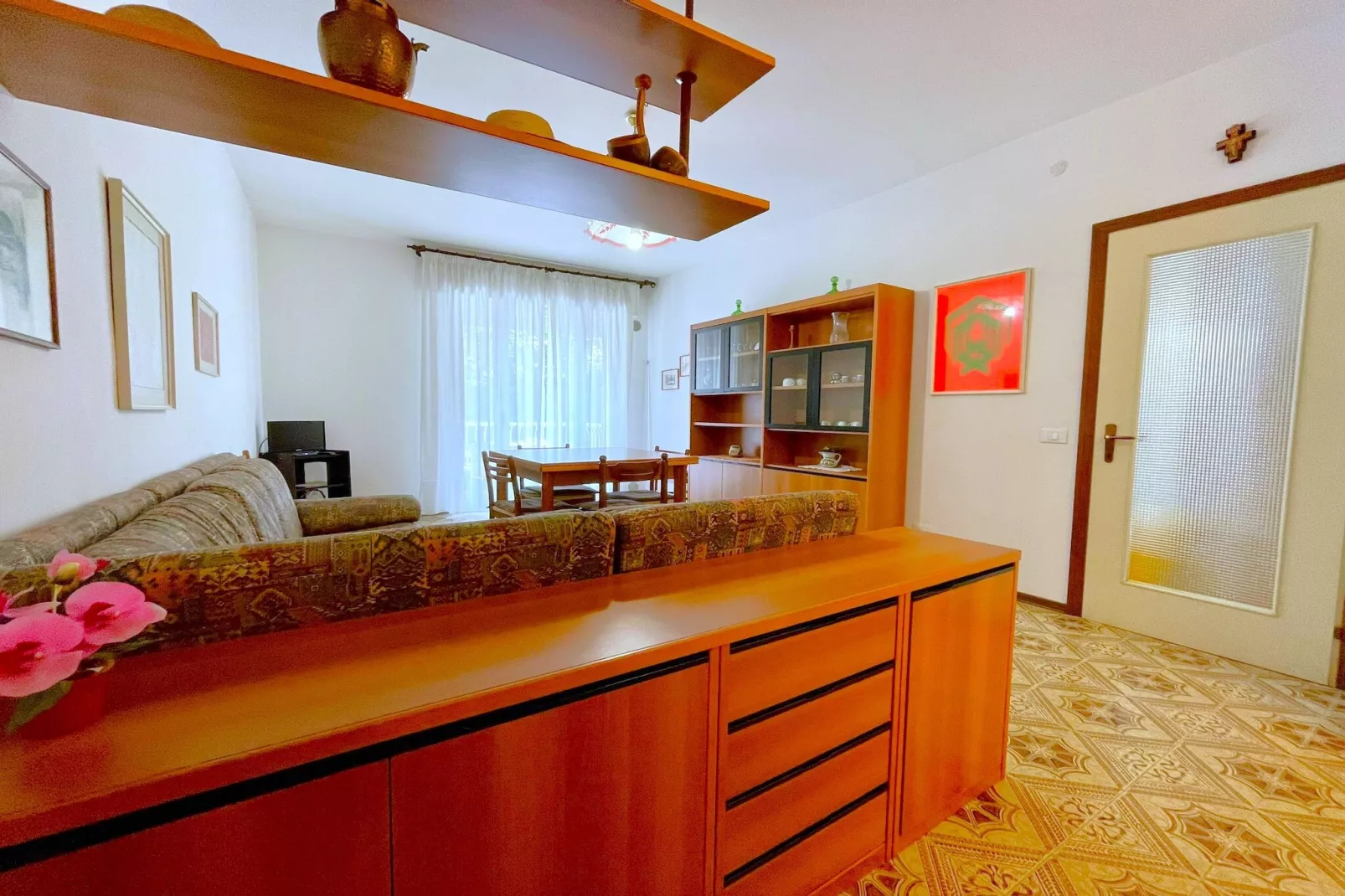 RAFFAELLO 1 int 3 tipo C  con piscina-Woonkamer