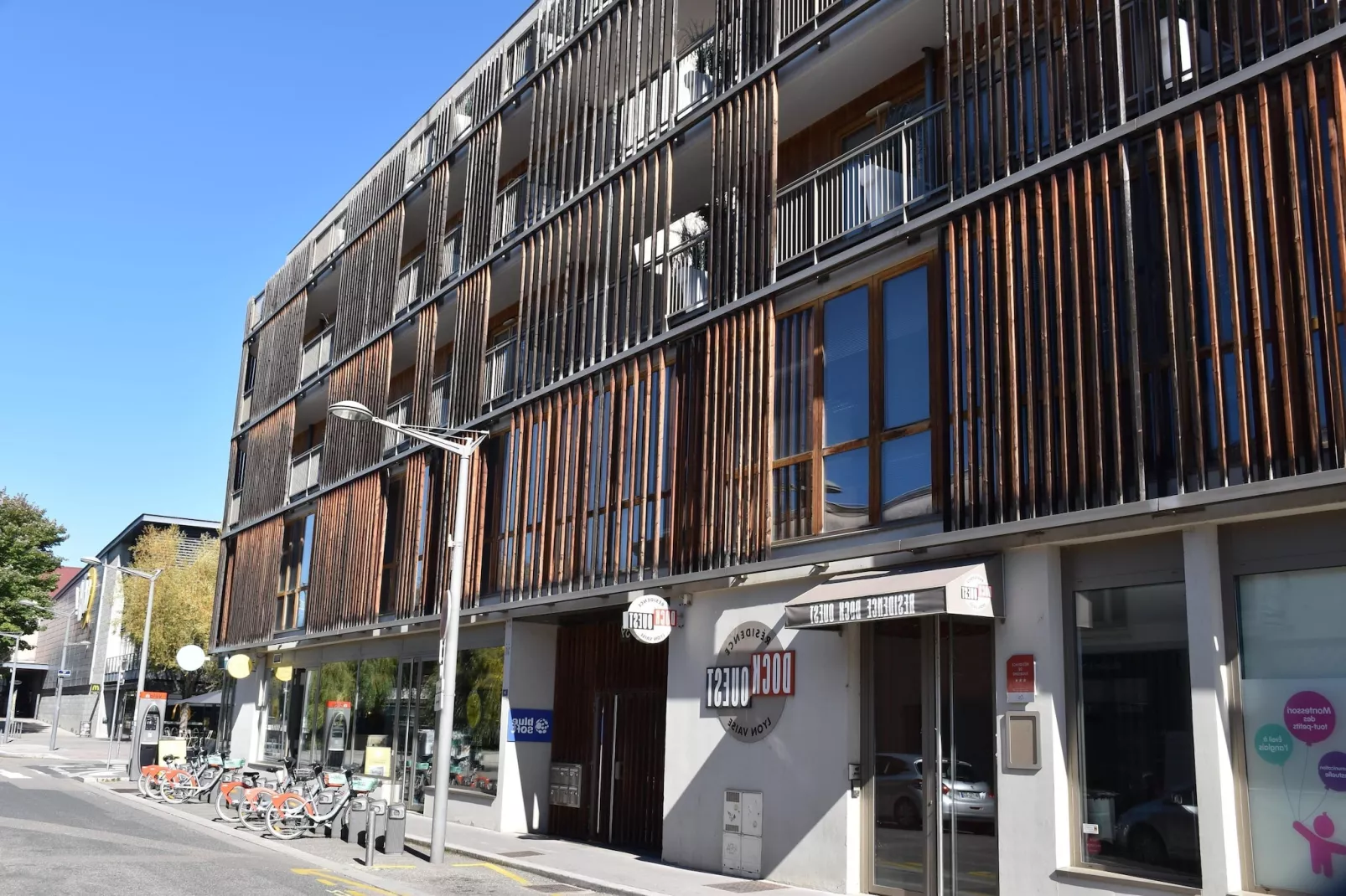 Résidence Lyon Dock Ouest / Chambre Confort 2 pers-Buitenkant zomer