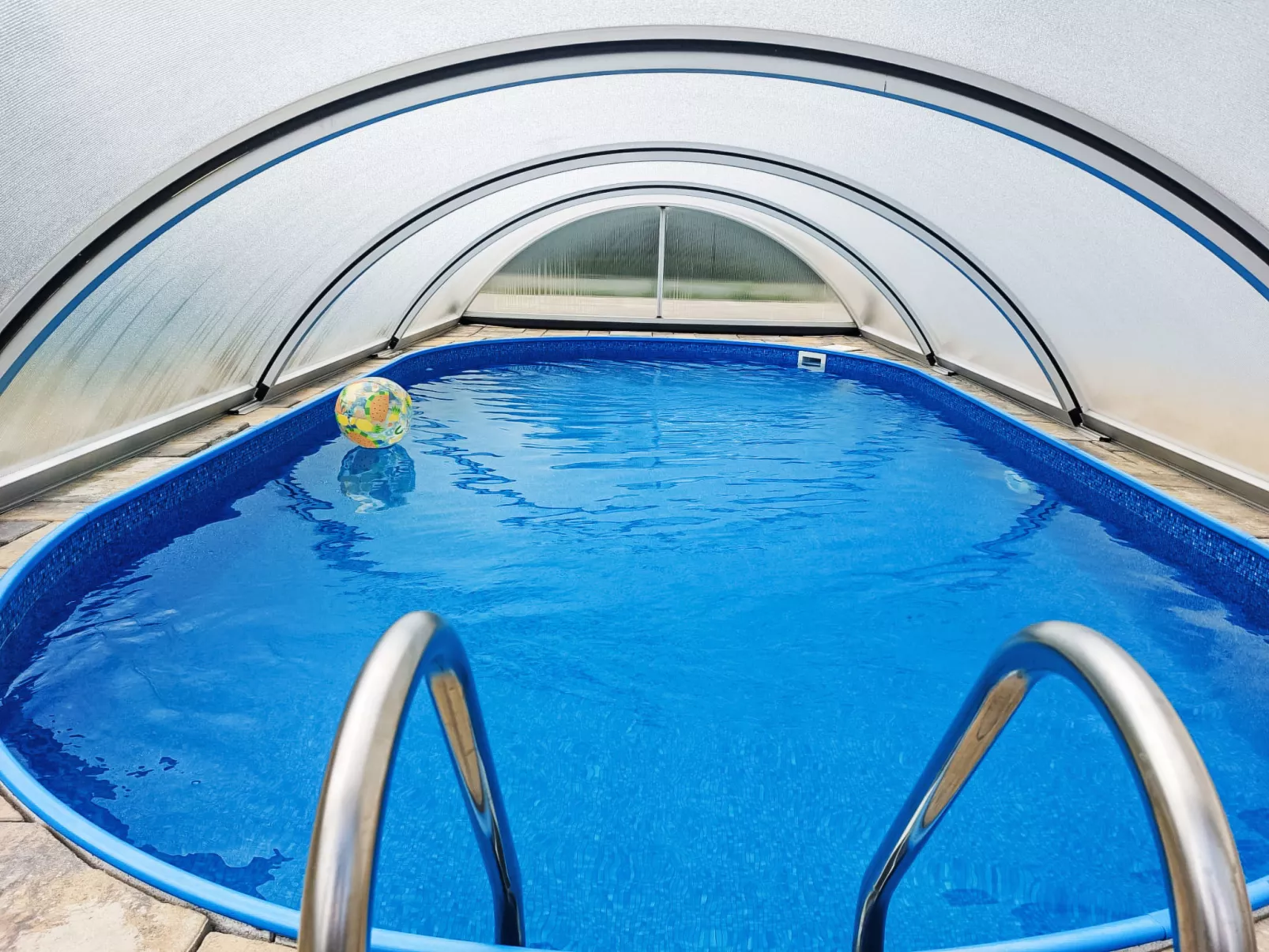 Pool & Wellness Estate-Buiten