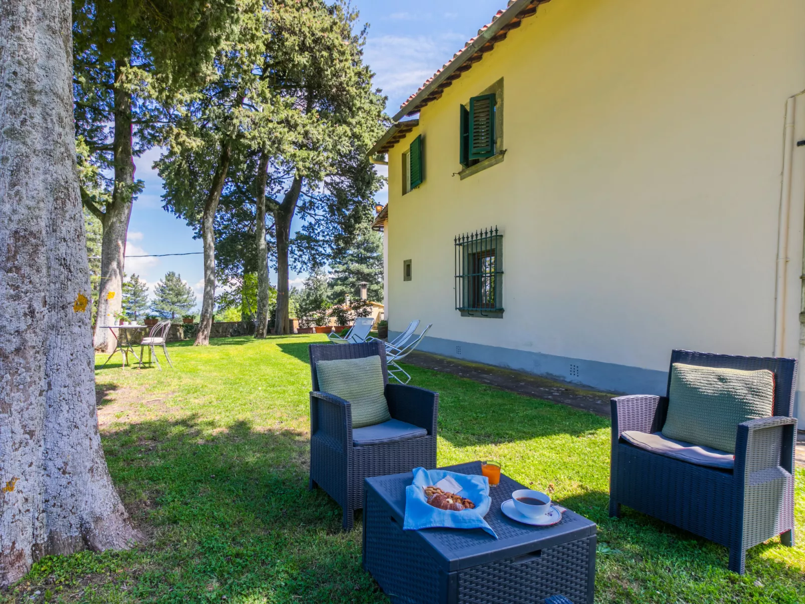 Borgo Castagnoli-Buiten