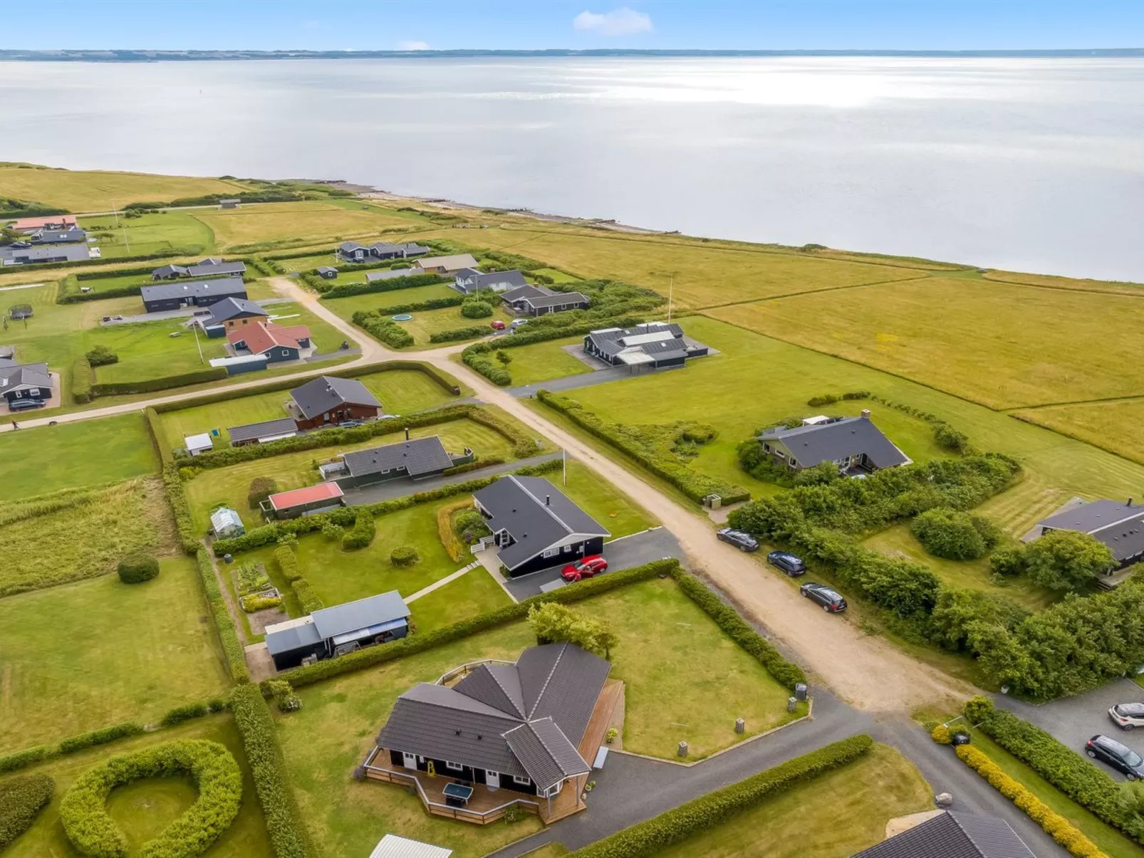 "Eberta" - 200m to the fjord-Buiten