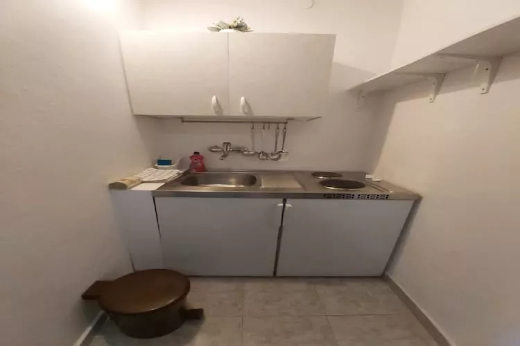 Apartments Dalmatin Žuljana - Studio Apartment 3-Keuken