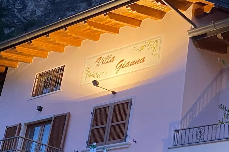 Residence Villa Gianna Limone sul Garda - Bilo 3-Buitenkant zomer