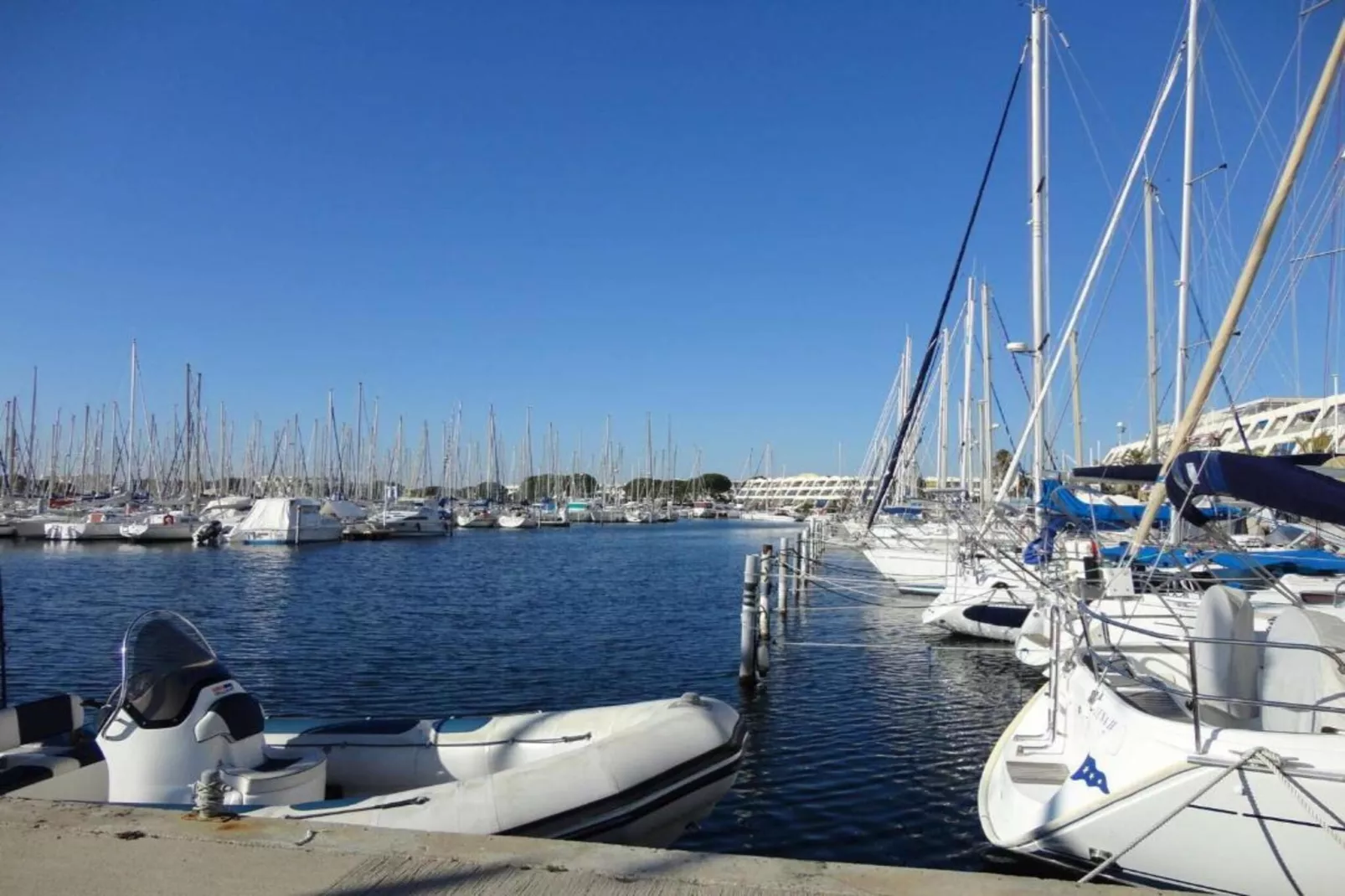 Cap Camargue B N 26 - 2P4-Gebieden zomer 20km
