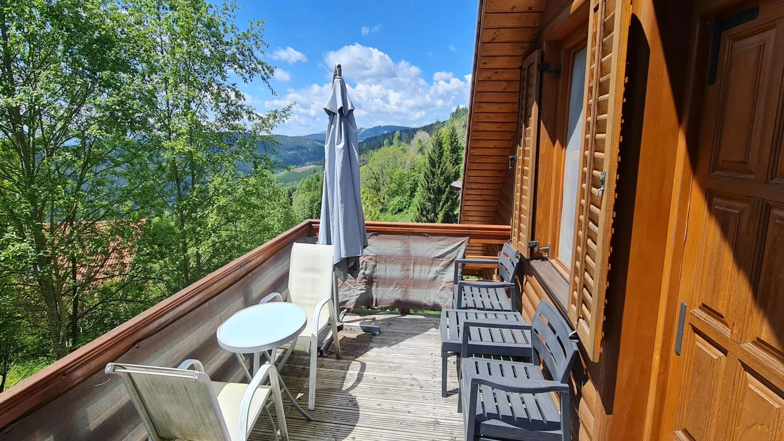 Karawankenpanorama S-Terrasbalkon