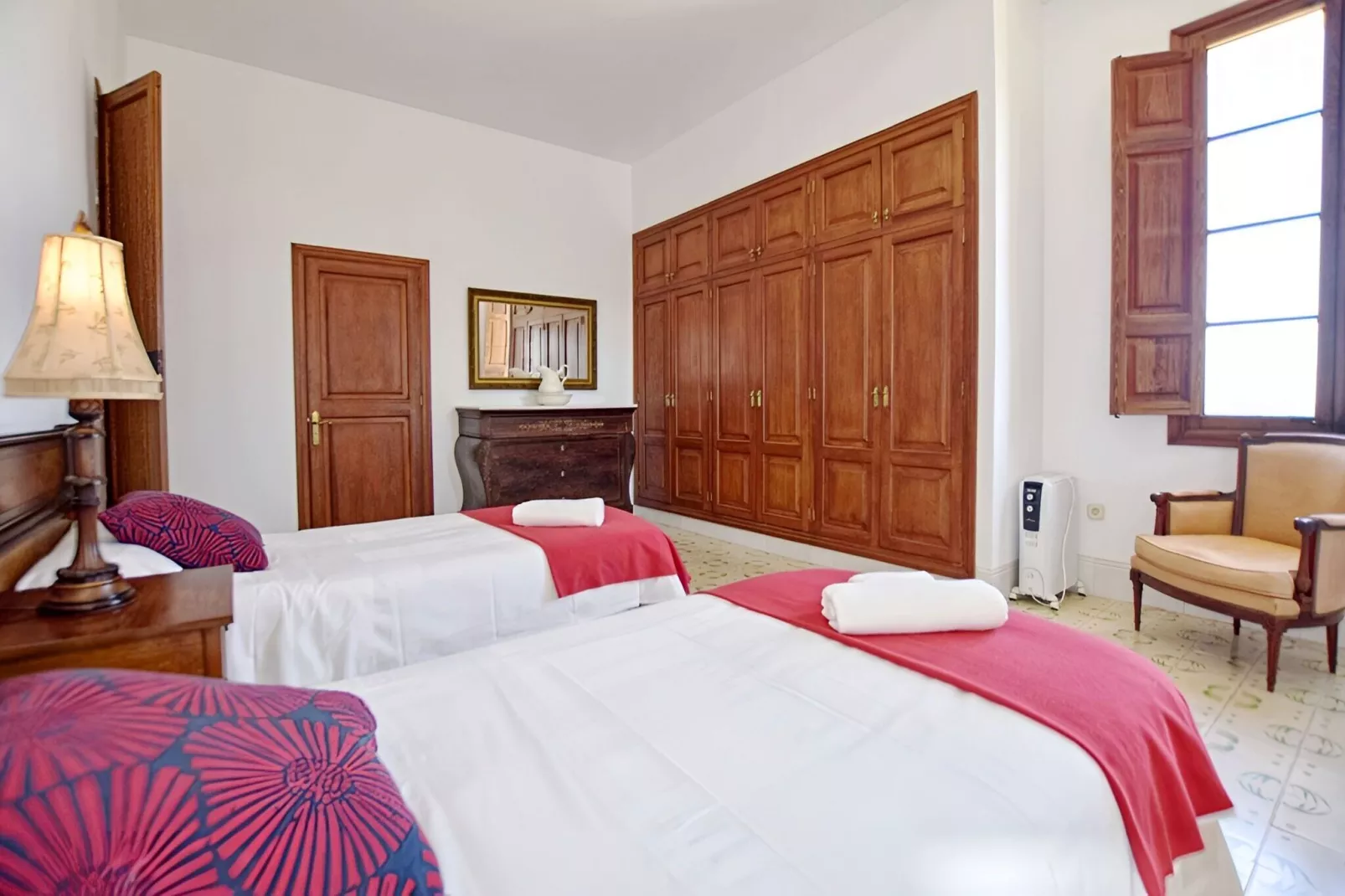 Son Granada-Slaapkamer