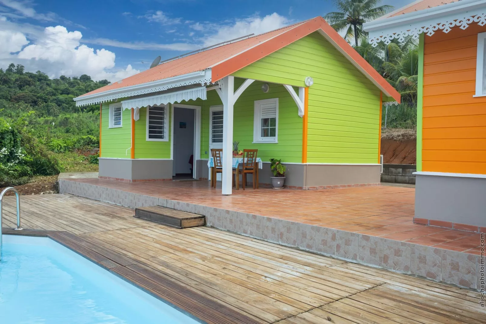 Bungalow avec piscine au cœur de la campagne Vert