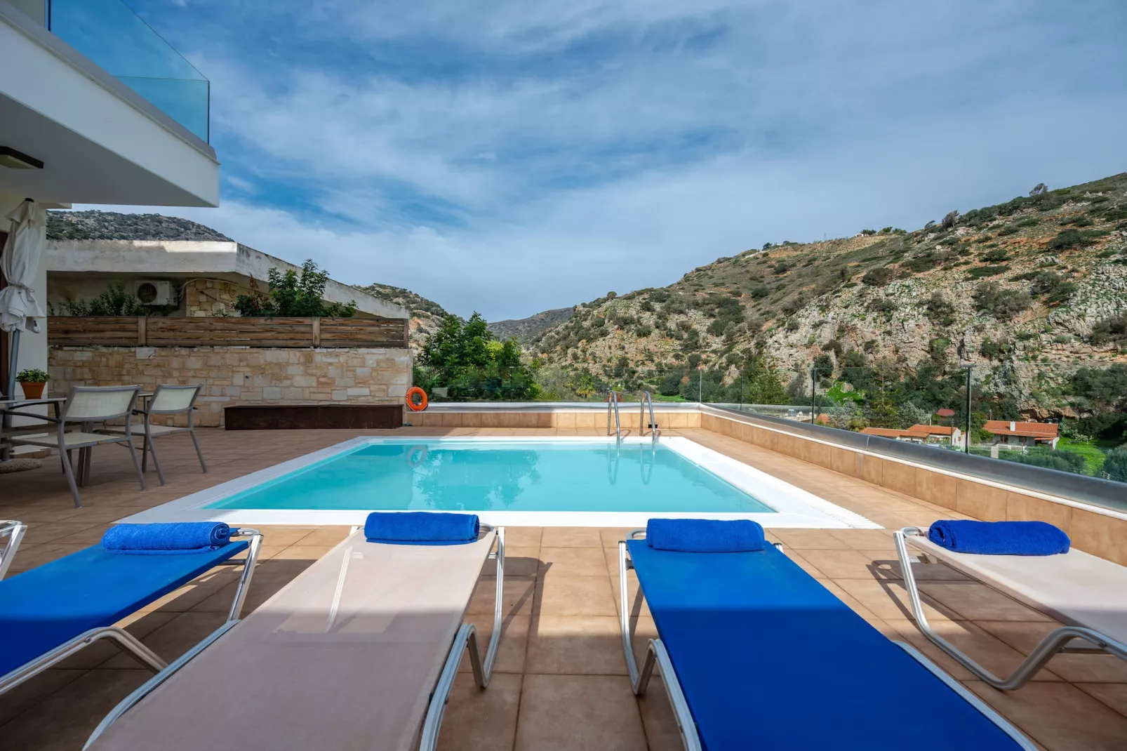 Villa Nikos