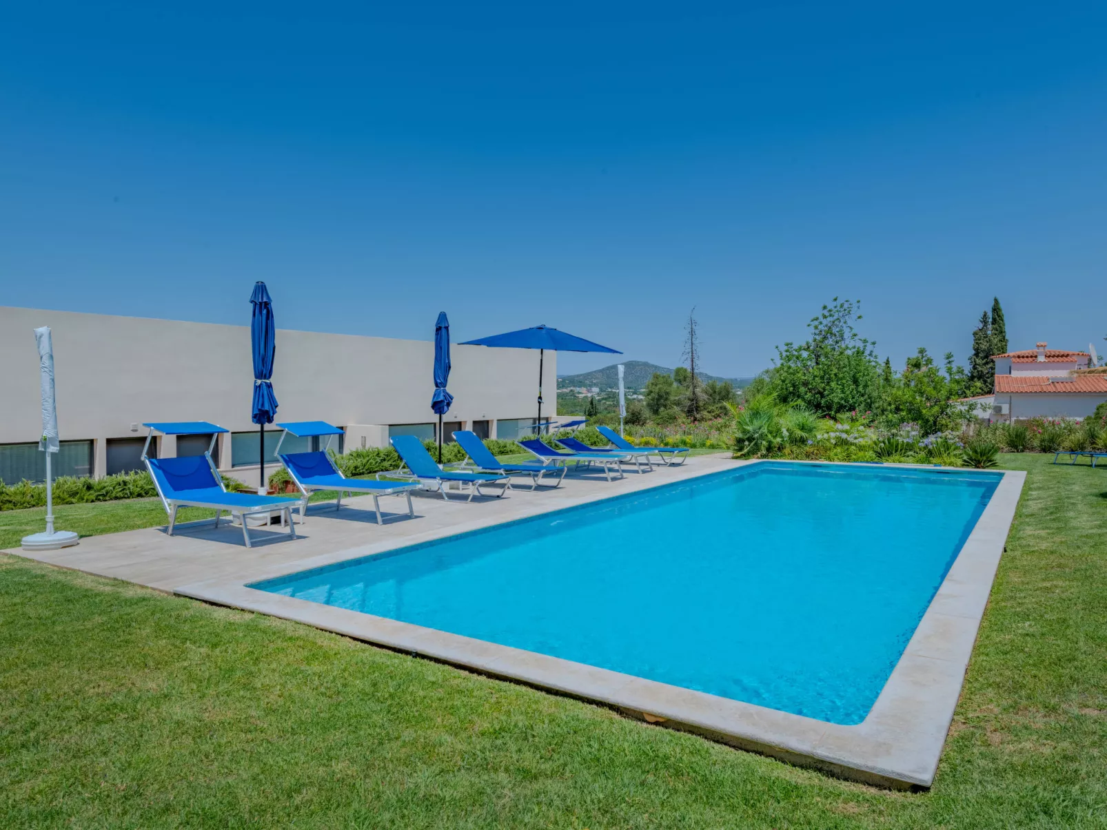 Suites Sunny Hill